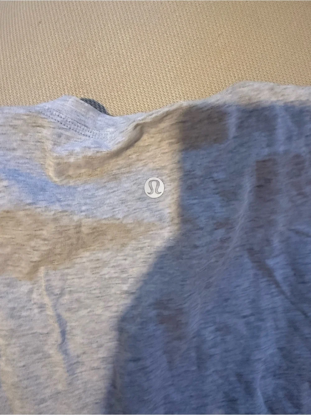 Lululemon cropped gray tshirt - Picture 3 of 3